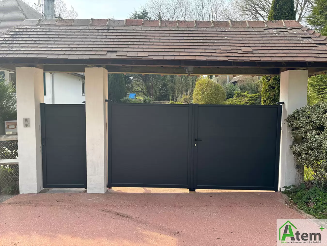 Nos réalisations - Installation sur mesure d’un portail, portillon et d’une véranda à l’esthétique con Nos réalisations - Installation sur mesure d’un portail, portillon et d’une véranda à l’esthétique con