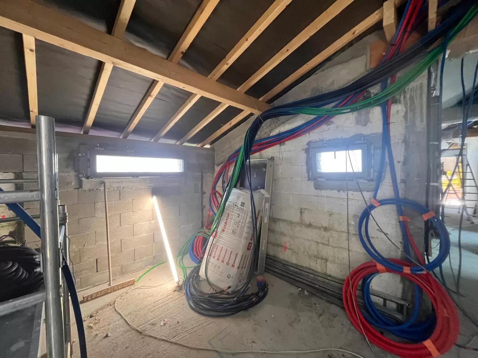 ATEM+, expert en installation et remplacement de menuiseries extérieures ATEM+, expert en installation et remplacement de menuiseries extérieures