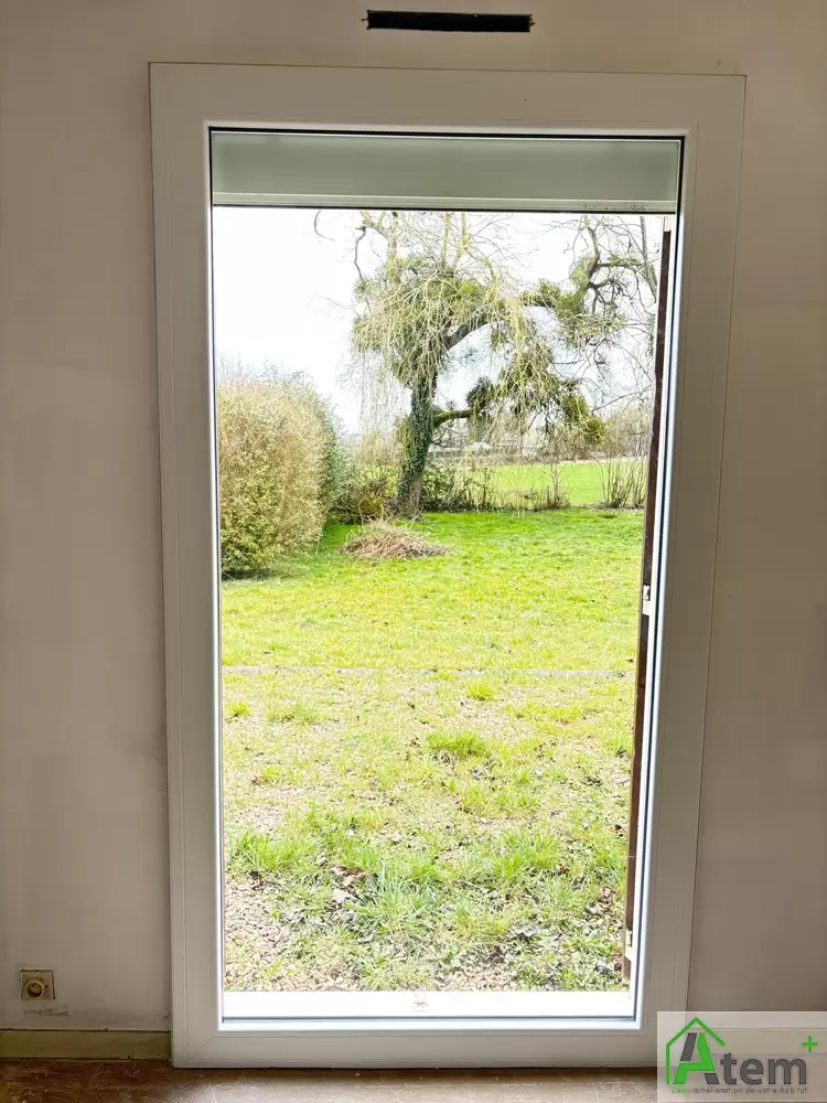 Remplacement de menuiseries bois par des menuiseries aluminium blanches